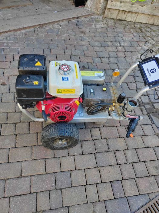 Mobilna myjka wysokociśnieniowa na zimną wodę Aquabar HI240/15LS