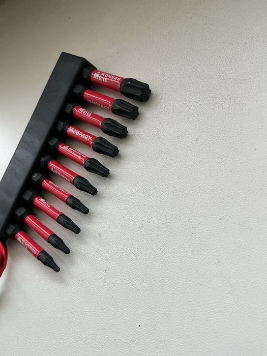 Набор біт torx 10шт на поясному тримачі з карабінчиком t7-t40 ударні