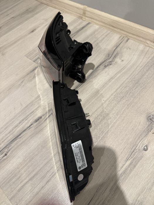 Lampy lewy tył komplet Volkswagen Golf VIII IQ LIGHT