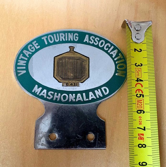 Znaczek (emblemat/badge) na chłodnicę samochodu z Vintage Touring Association Mashonaland.