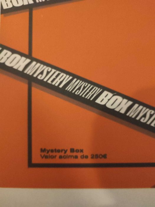 Caixa Surpressa valor de mercado superior a 250 euros.