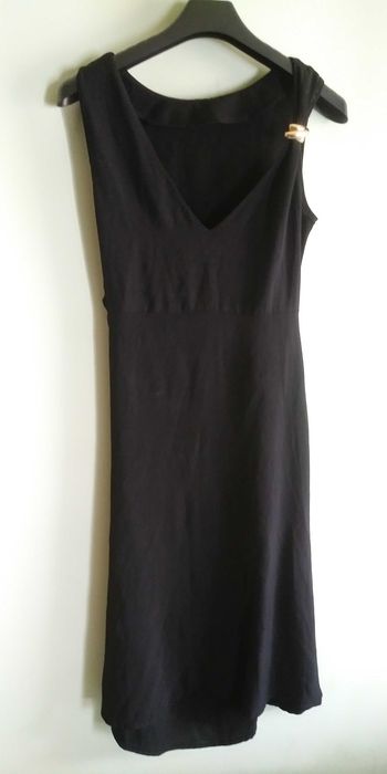 Shein M czarna midi sukienka złote zdobinie drapowana