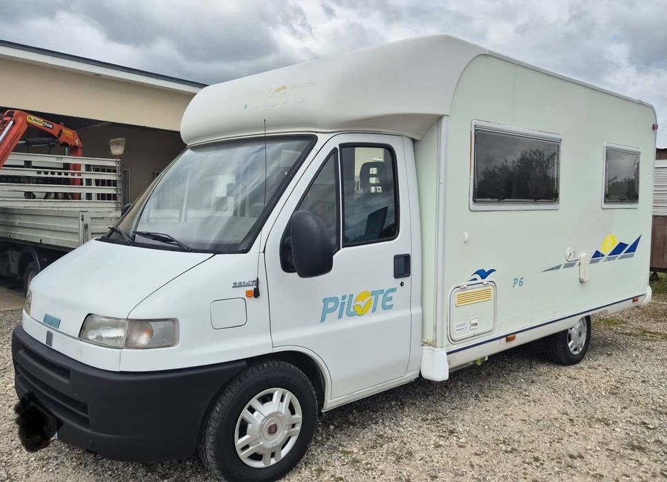 Vendo Autocaravana 2.8 idtd ano 2000
