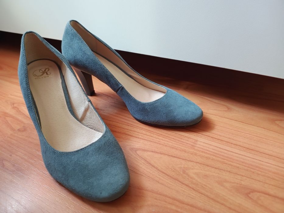 Szpilki szare. Roz 37