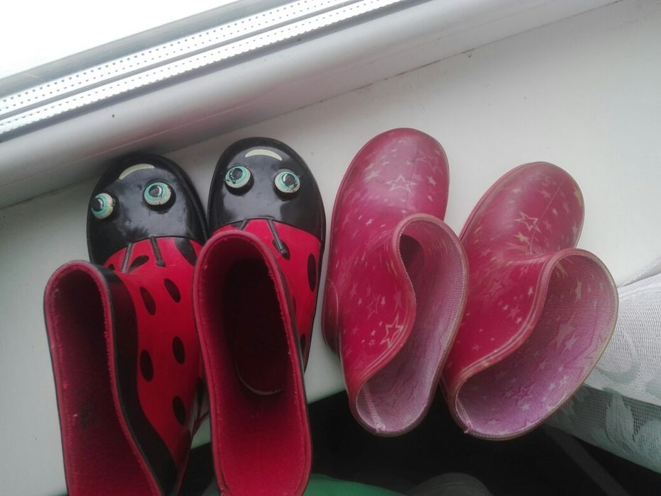 Резиновые сапожки 22 и 23 размер