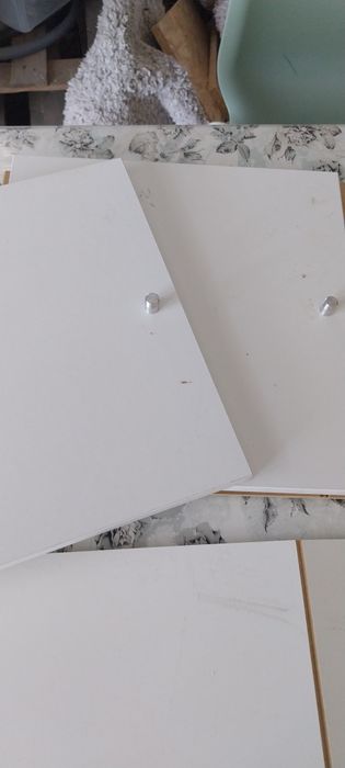 2 portas kallax brancas