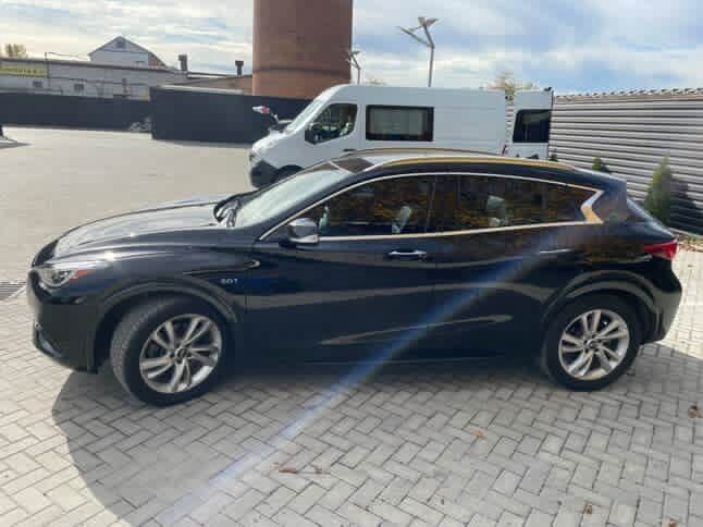 Продам авто Infiniti QX 30,2016 рік,обмін на нерухомість,квартиру,авто