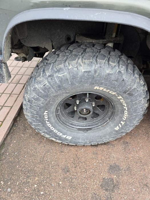 Шини, колеса, болотяна гума