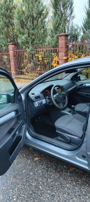 Opel Astra H 1.7 isuzu