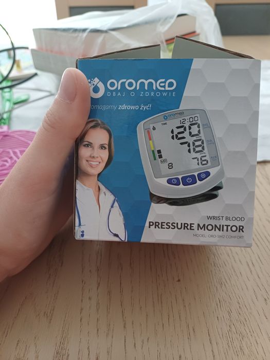 Ciśnieniomierz nadgarstkowy