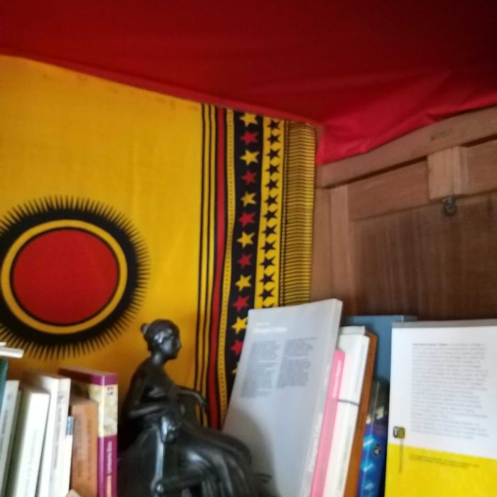 móvel antigo, início sec XX, restaurado e adaptado.