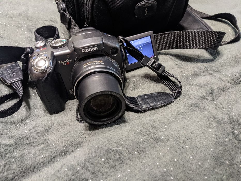 Продам цифровий фотоапарат Canon