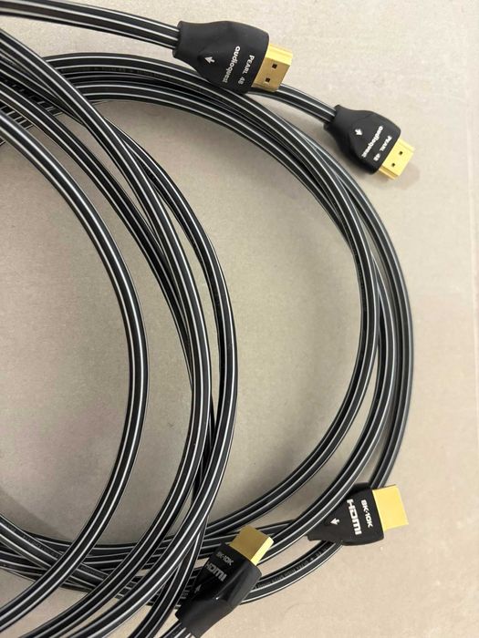 LOTE de Cabos diversos (HDMI, etc), 2 switch de rede e transformadores