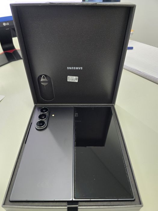 Samsung Z Fold 7
