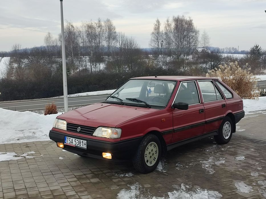 Witam sprzedam poloneza Caro