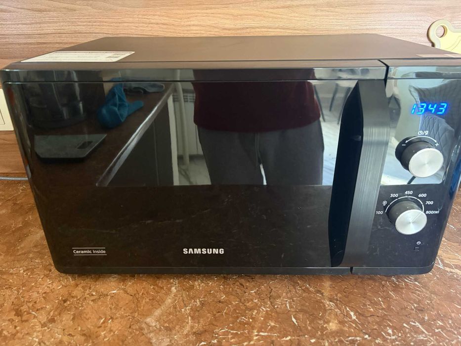 Мікрохвильова піч SAMSUNG MS23K3614AK