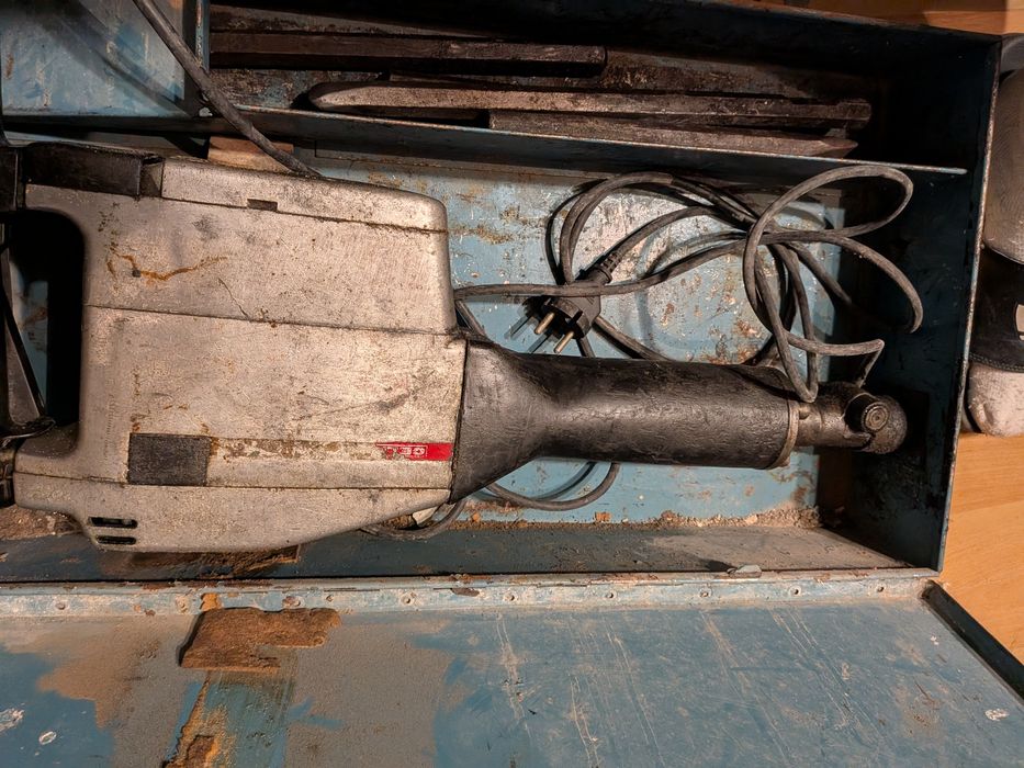 Młot udarowy wyburzeniowy Celma