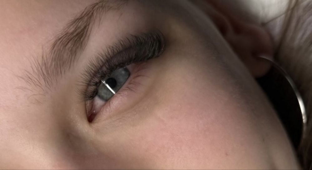 Modelki Stylizacja rzęs , przedłużanie rzęs 1:1 3d 4-6d