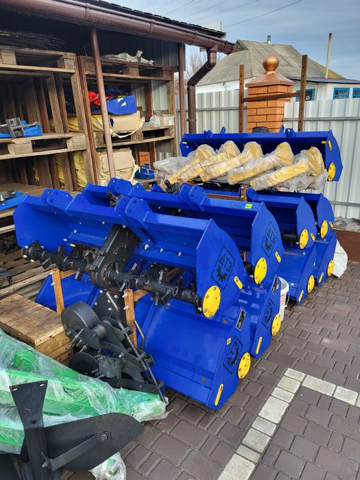 Грунтофрези фрези мінітракторні на трьохточку