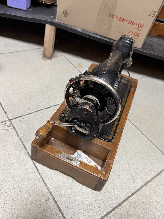 Швейная машинка ПМЗ имени Калинина