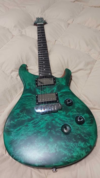 Електрогітара custom 24