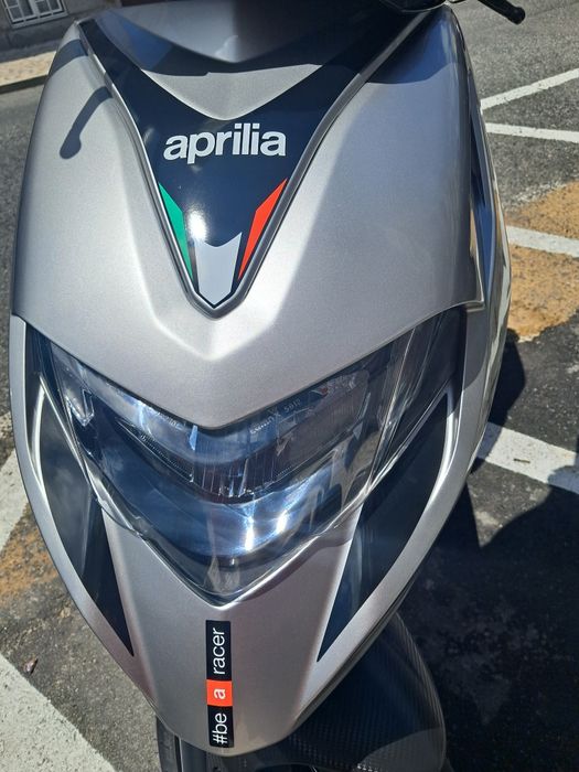 Scooter Aprilia SR 125