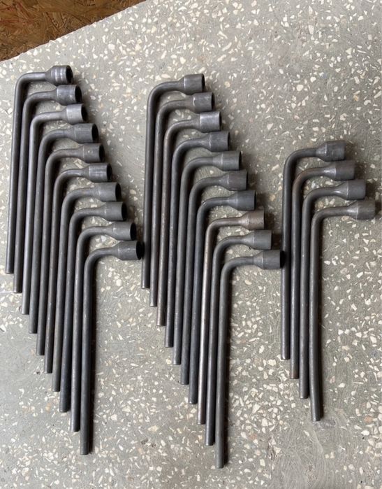 Крюк Ключ буксировочний Mercedes Sprinter Iveco