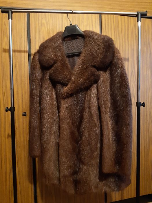 Casacos em pele quente e de qualidade