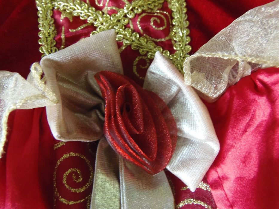 карнавальное платье принцессы Белль на 3-4 года