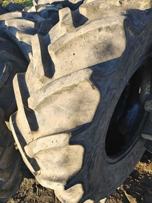 Opona rolnicza 420/85R24 i 16.9R24 Continental
