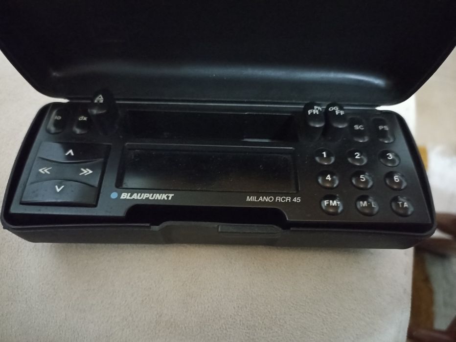 Auto radio Blaupunkt Milano RCR 45