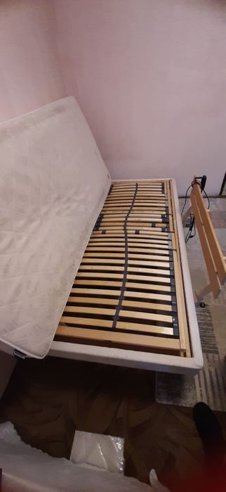 Łóżko przeciwodleżynowe rehabilitacyjne
