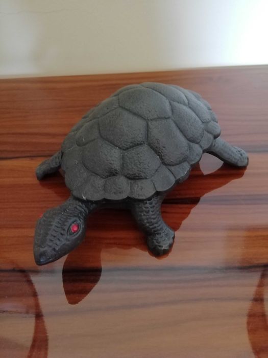 Peça decorativa, cinzeiro ou guarda - joias, caixinha