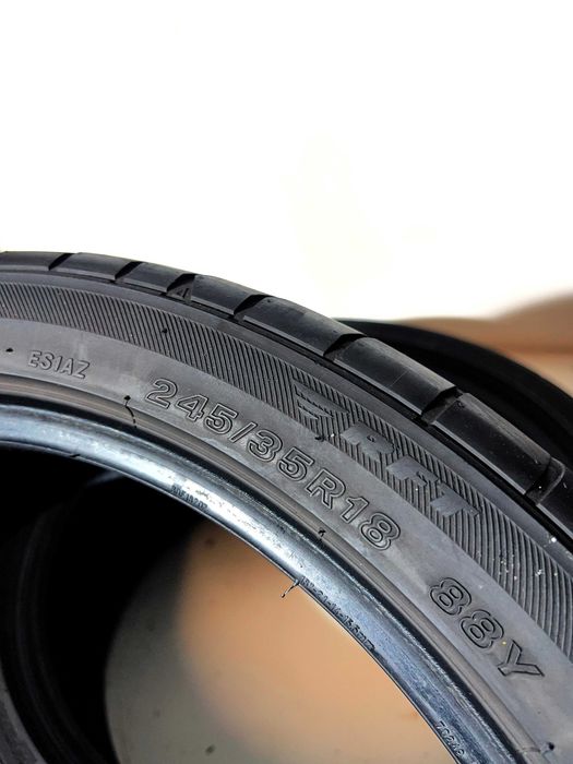 Pneus Bridgestone Potenza S001 - 245/35/18 - Excelentes