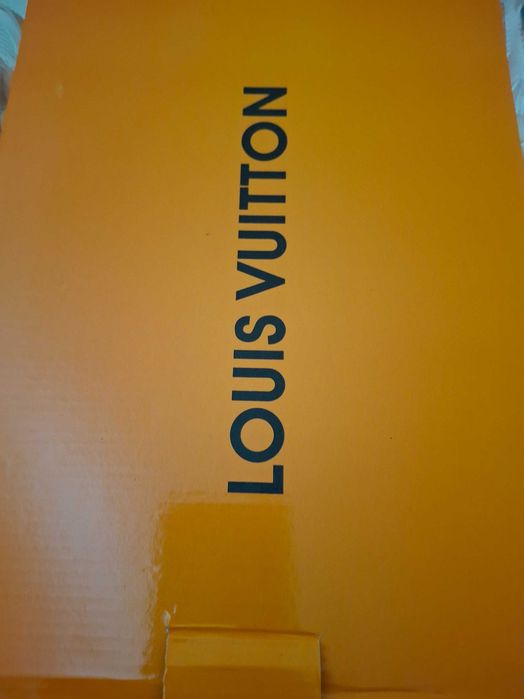 Sapatilhas novas LOUIS VUITTON!