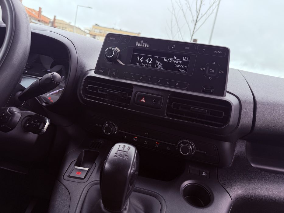 Citroen Berlingo - 2019 - 1.6 HDi - 3 Lugares - Peugeot Partner