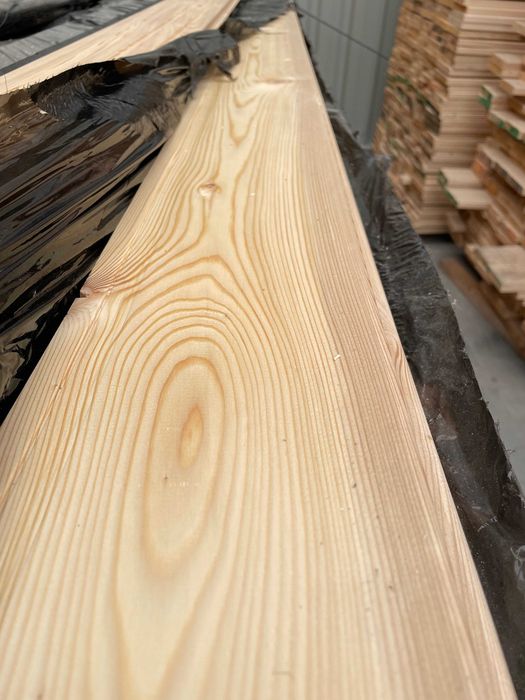 AB Boazeria, podbtika, deska elewacyjna Klin 21x145 modrzew