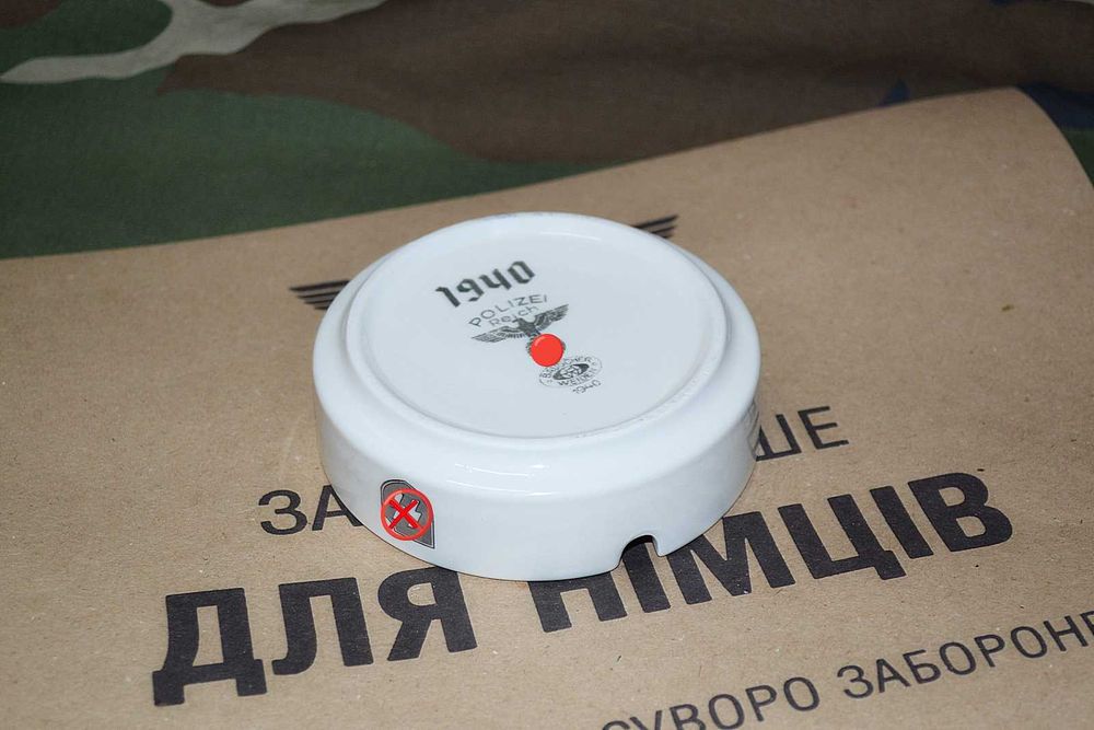 Пепельница Вермахт попільничка Рейх символ Поліція порядку Краков 1940