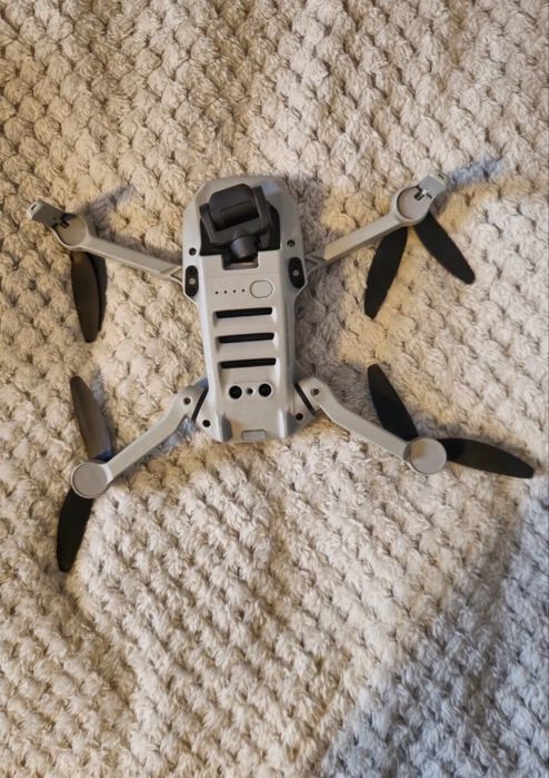 Dron DJI Mini 2 SE Combo