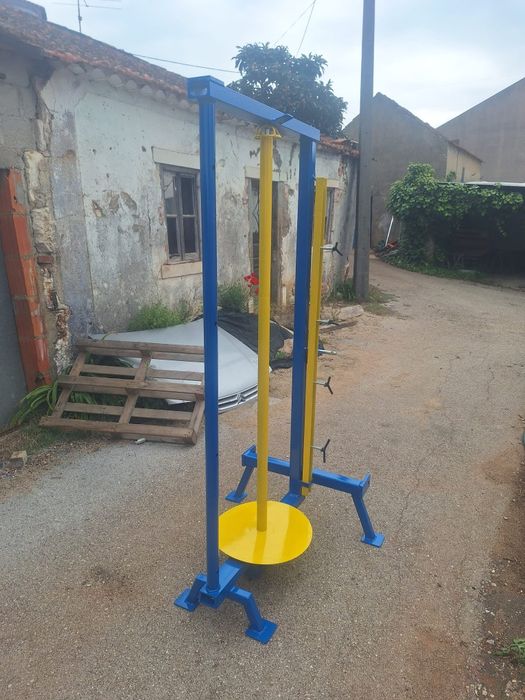 Desenrolador de rede para cercas.