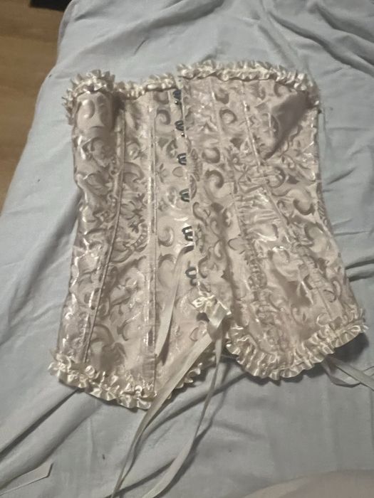 Gorset ladny raz uzyty