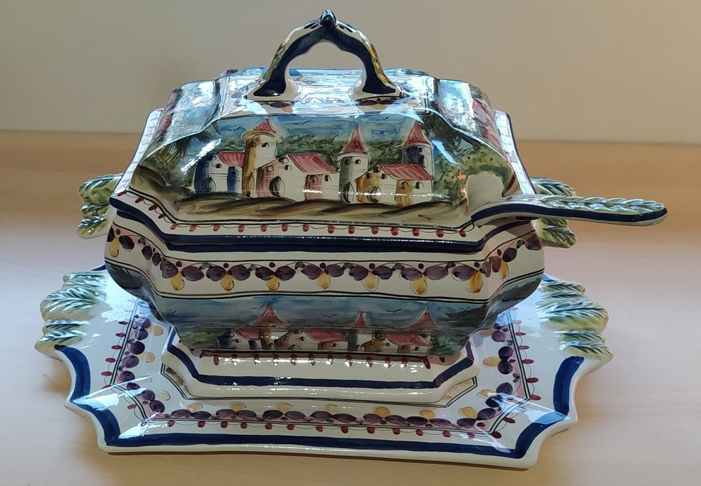 Terrina em louça