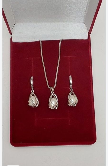 Srebrny komplet biżuterii gr.925 z perłą