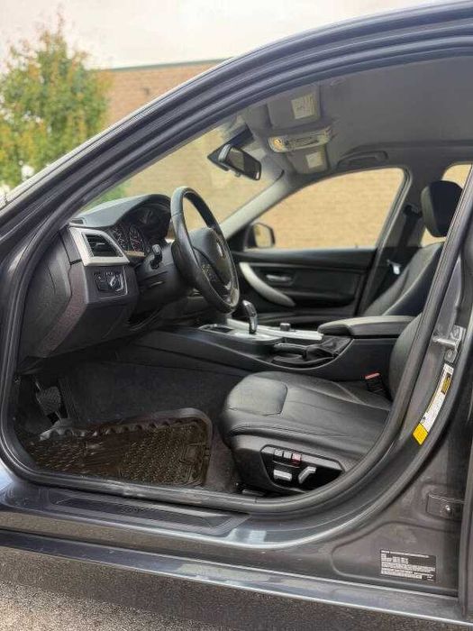 2016 BMW 3 Series 320i