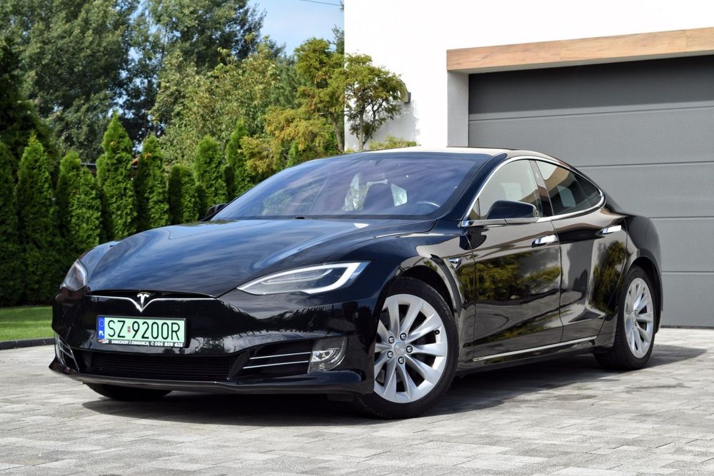 Tesla Model S Model S – 525 KM – Autopilot – Pneumatyka – VAT 23%