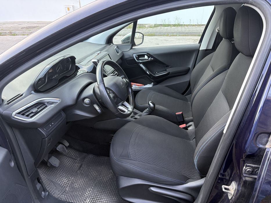 Peugeot 208 1.6 Style
