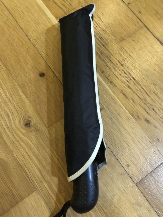 Składany parasol automatyczny z pokrowcem