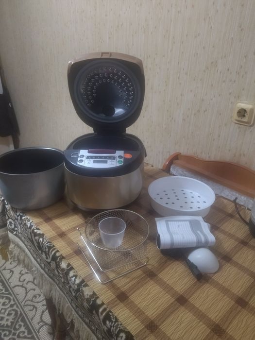 Продам Мультиварка