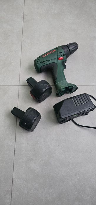 Wkrętarka akumulatorowa Bosch 9.6V