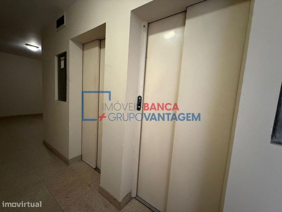 Apartamento T2 C/Varanda - Gondomar